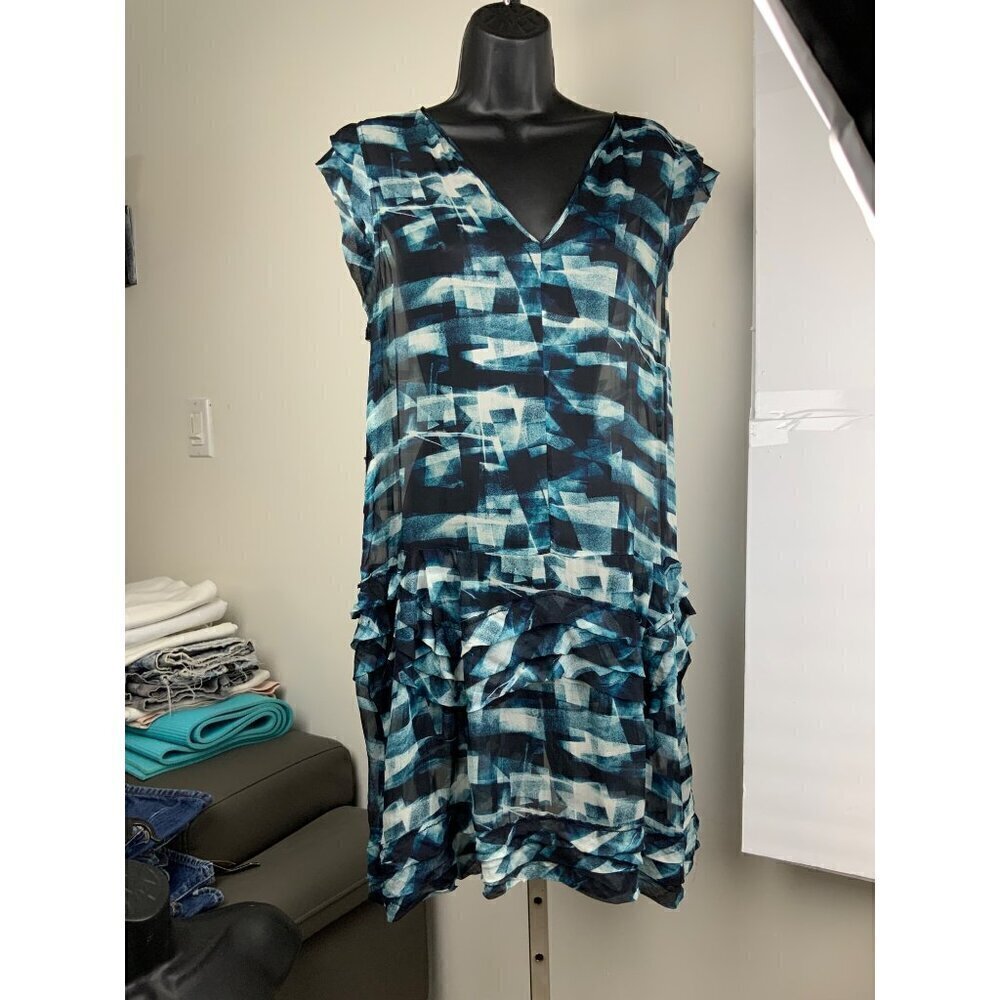 Silk Semi sheer  dress  feather weight  so comfortable  38 chest 40 hip 35 long